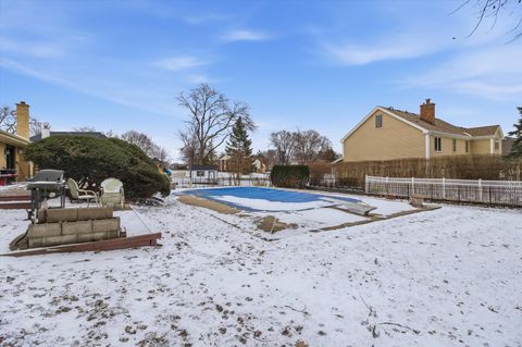 Tiny photo for 219 N Prospect Street, Roselle, IL 60172 (MLS # 12541168)