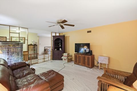 Tiny photo for 219 N Prospect Street, Roselle, IL 60172 (MLS # 12541168)