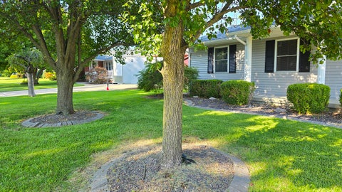 Tiny photo for 431 Easthaven Drive, Centralia, IL 62801 (MLS # 12707250)