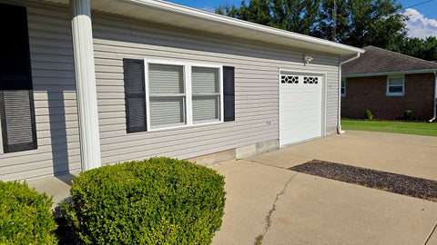 Tiny photo for 431 Easthaven Drive, Centralia, IL 62801 (MLS # 12707250)