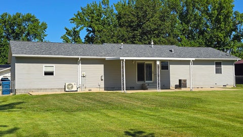 Tiny photo for 431 Easthaven Drive, Centralia, IL 62801 (MLS # 12707250)