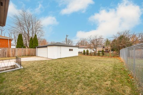Tiny photo for 9804 Massasoit Avenue, Oak Lawn, IL 60453 (MLS # 12510561)