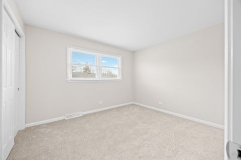 Tiny photo for 9804 Massasoit Avenue, Oak Lawn, IL 60453 (MLS # 12510561)