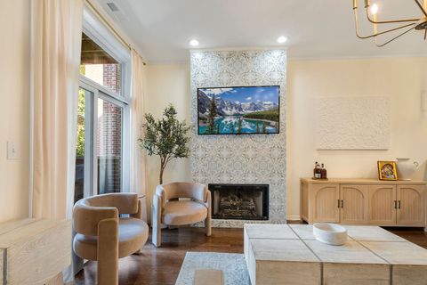 Tiny photo for 1529 W Montana Street #2, Chicago, IL 60614 (MLS # 12489896)