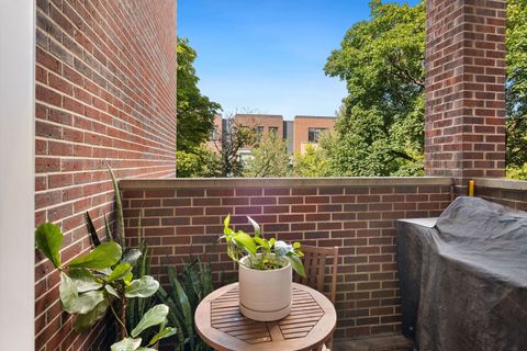 Tiny photo for 1529 W Montana Street #2, Chicago, IL 60614 (MLS # 12489896)
