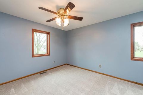 Tiny photo for 42162 N Fossland Avenue, Zion, IL 60099 (MLS # 12621569)