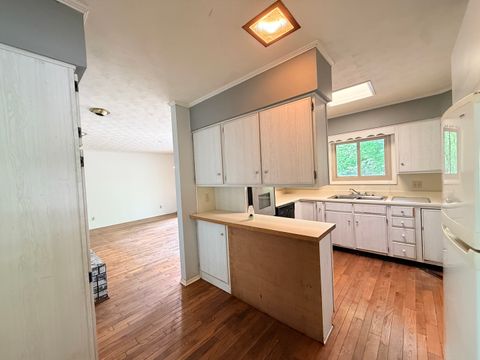 Tiny photo for 1400 Miller Drive, Herrin, IL 62948 (MLS # 12638276)