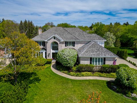 1108 New Castle Drive Libertyville IL 60048