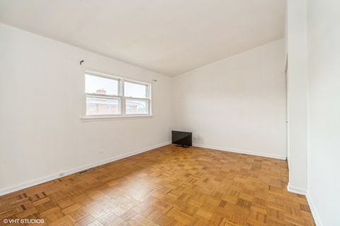 A home in Des Plaines