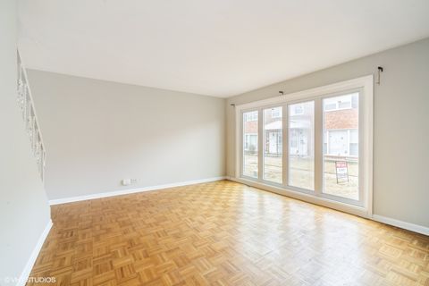A home in Des Plaines