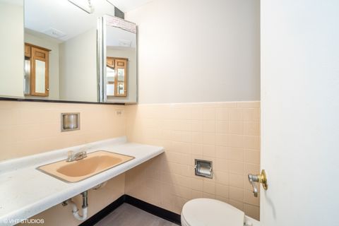 A home in Des Plaines