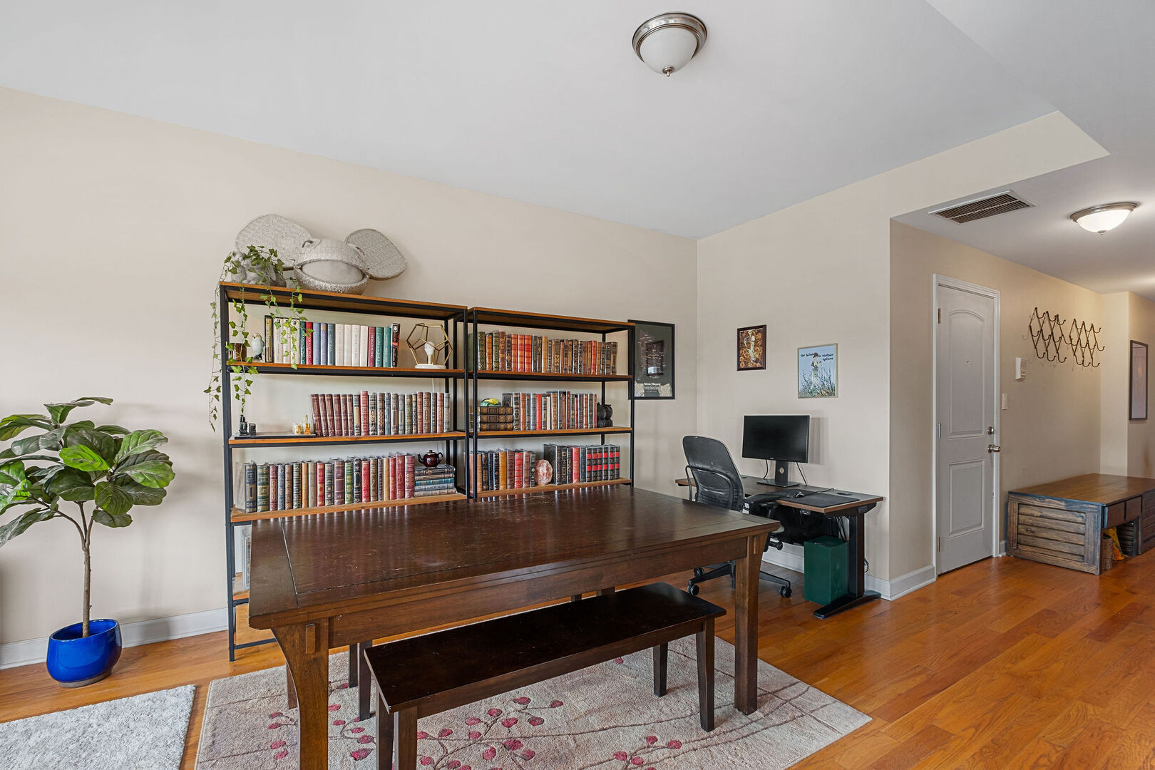 3104 W Leland Avenue 303