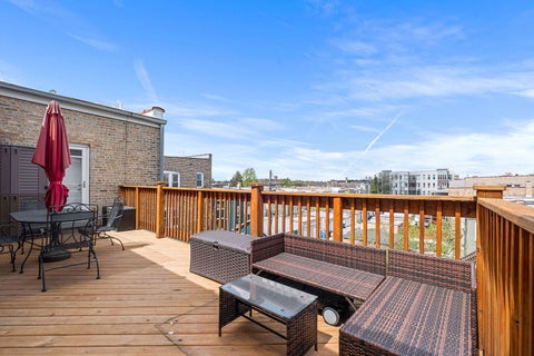 Tiny photo for 3104 W Leland Avenue #303, Chicago, IL 60625 (MLS # 12638635)