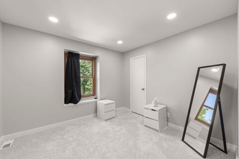 Tiny photo for 972 Westgate Drive, Aurora, IL 60506 (MLS # 12467089)