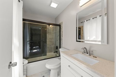 Tiny photo for 972 Westgate Drive, Aurora, IL 60506 (MLS # 12467089)