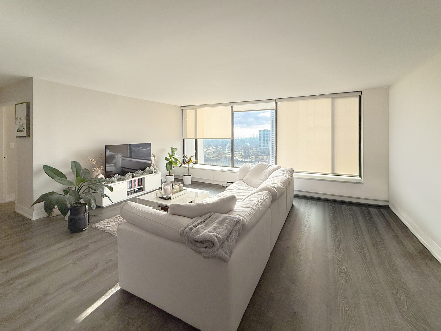 5455 N Sheridan Road 2108