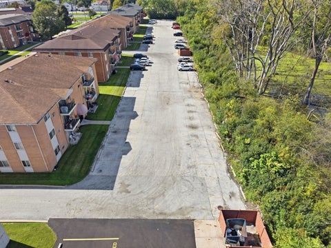 Tiny photo for 1900 Canal Street #2D, Blue Island, IL 60406 (MLS # 12774447)