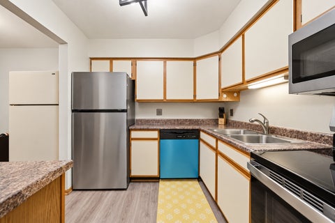 Tiny photo for 1900 Canal Street #2D, Blue Island, IL 60406 (MLS # 12774447)