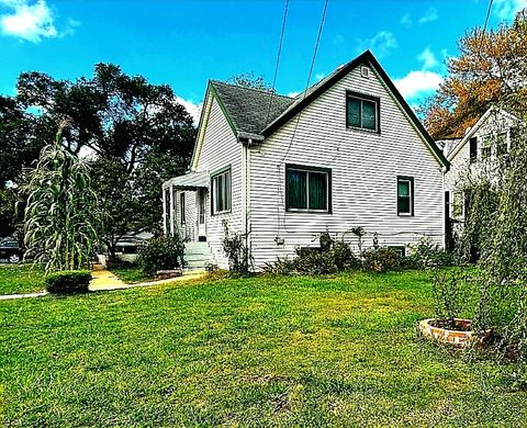 1100 W 173rd Street East Hazel Crest IL 60429