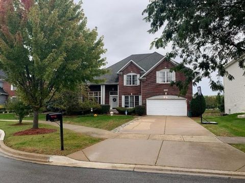 Photo of 7509 Waterstone Way, Naperville, IL 60565 (MLS # 12441029)