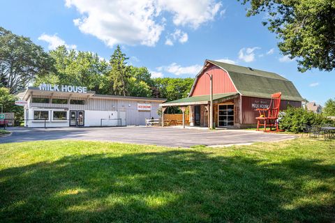 Tiny photo for 820 Mesa Lane, Pingree Grove, IL 60140 (MLS # 12486668)