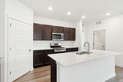 Tiny photo for 820 Mesa Lane, Pingree Grove, IL 60140 (MLS # 12486668)