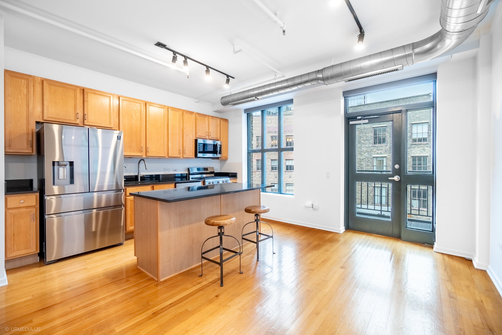 6 E Monroe Street 1503