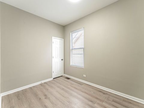 Tiny photo for 30 Washington Avenue, La Grange, IL 60525 (MLS # 12489957)