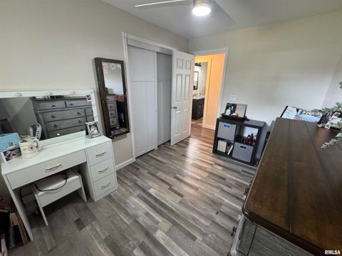 Tiny photo for 801 W 5TH Street, Flora, IL 62839 (MLS # EB459891)