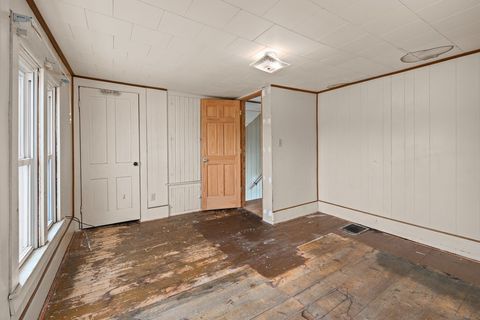 Tiny photo for 825 N Burr Street, Kewanee, IL 61443 (MLS # 12619789)