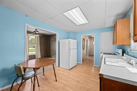 Tiny photo for 825 N Burr Street, Kewanee, IL 61443 (MLS # 12619789)