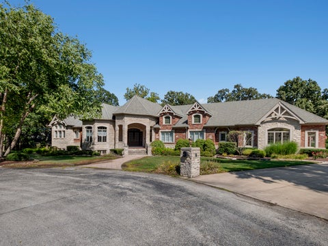 Photo of 50 Elizabeth Lane, Palos Park, IL 60464 (MLS # 12756882)