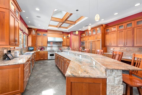 Tiny photo for 50 Elizabeth Lane, Palos Park, IL 60464 (MLS # 12756882)