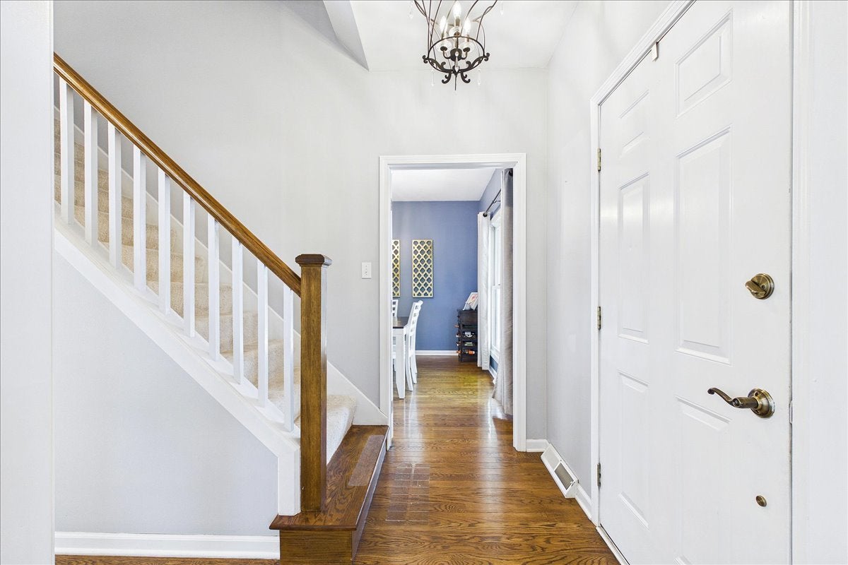 608 Fox Hollow