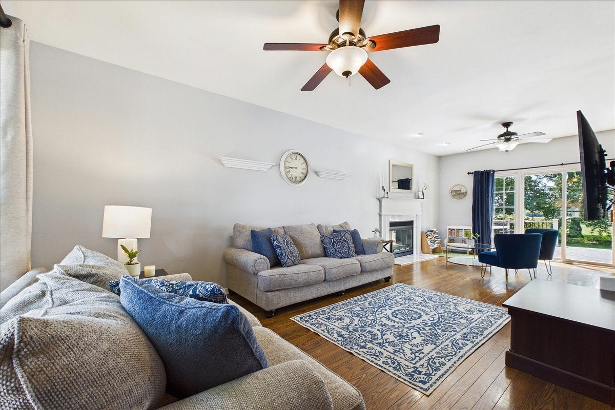 608 Fox Hollow