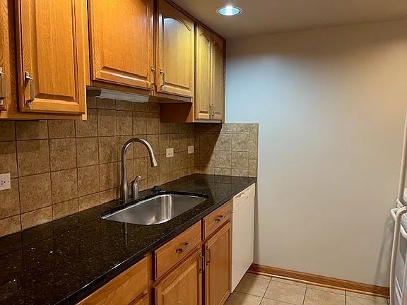 1125 Royal Saint George Drive 102