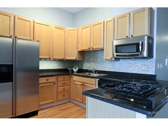 1326 W Huron Street 3