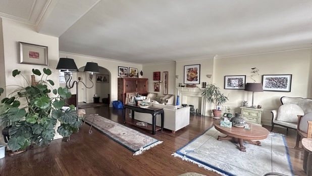 2666 E 73rd Street 8W