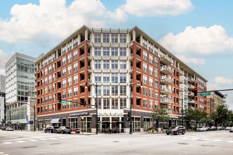 1001 W MADISON Street 213 Chicago IL 60607