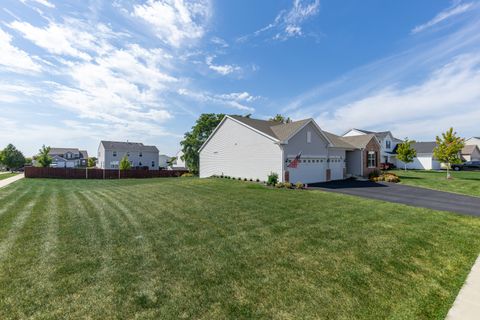 Tiny photo for 451 Parkside Lane, Yorkville, IL 60560 (MLS # 12538467)