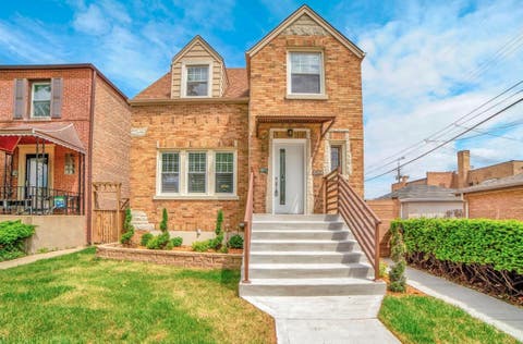 Photo of 6014 W Fletcher Street, Chicago, IL 60634 (MLS # 12707307)