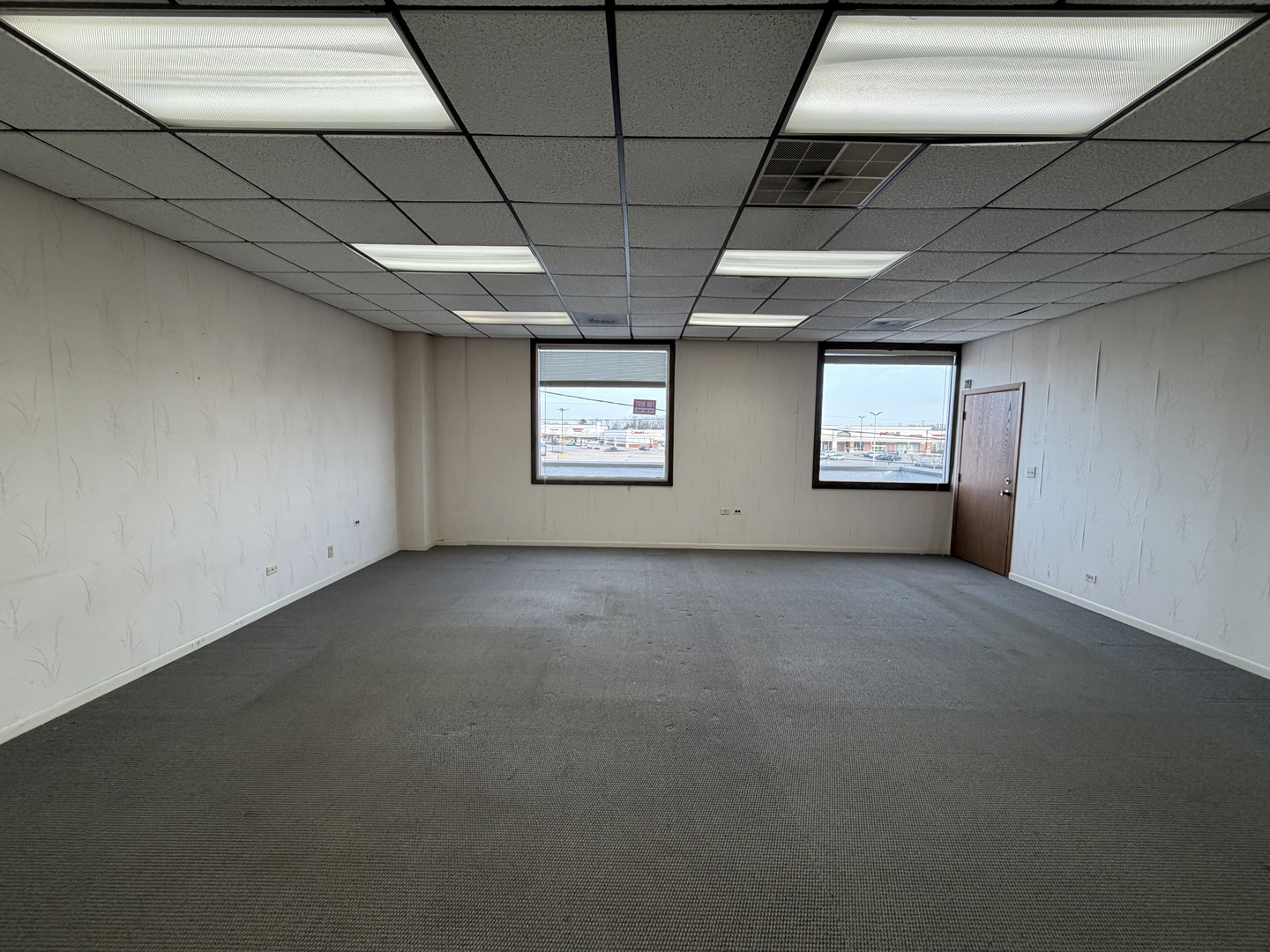 1226 Roselle Road N A