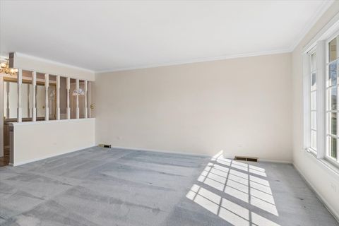 Tiny photo for 554 N Westwood Avenue, Lombard, IL 60148 (MLS # 12604174)