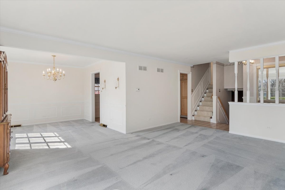 554 N Westwood Avenue