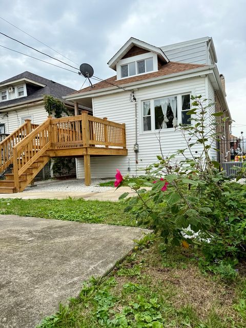 Tiny photo for 8633 S Hermitage Avenue, Chicago, IL 60620 (MLS # 12497886)