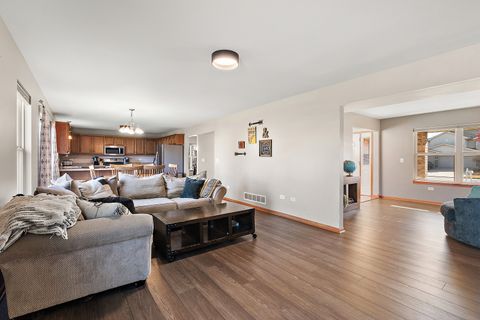 Tiny photo for 8100 W Rosebury Drive, Frankfort, IL 60423 (MLS # 12516489)