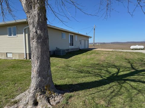 Tiny photo for 676 Swan Pond Road, Jacob, IL 62950 (MLS # 12595923)