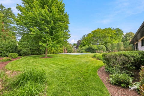Tiny photo for 2051 N Ridge Avenue, Arlington Heights, IL 60004 (MLS # 12675019)