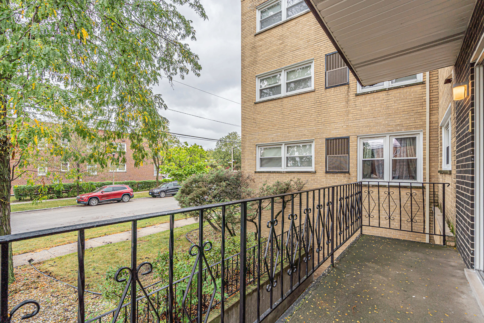 4735 Grove Street 103