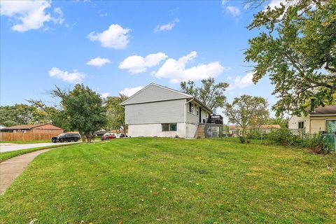 Tiny photo for 4301 Whitehall Lane, Richton Park, IL 60471 (MLS # 12582736)